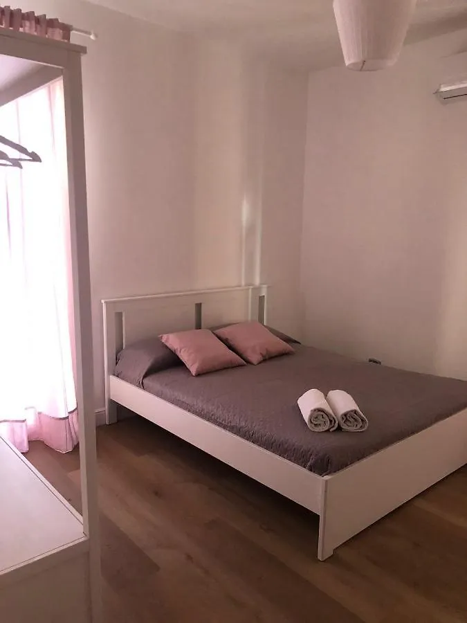 La Maison Bed & Breakfast Favara