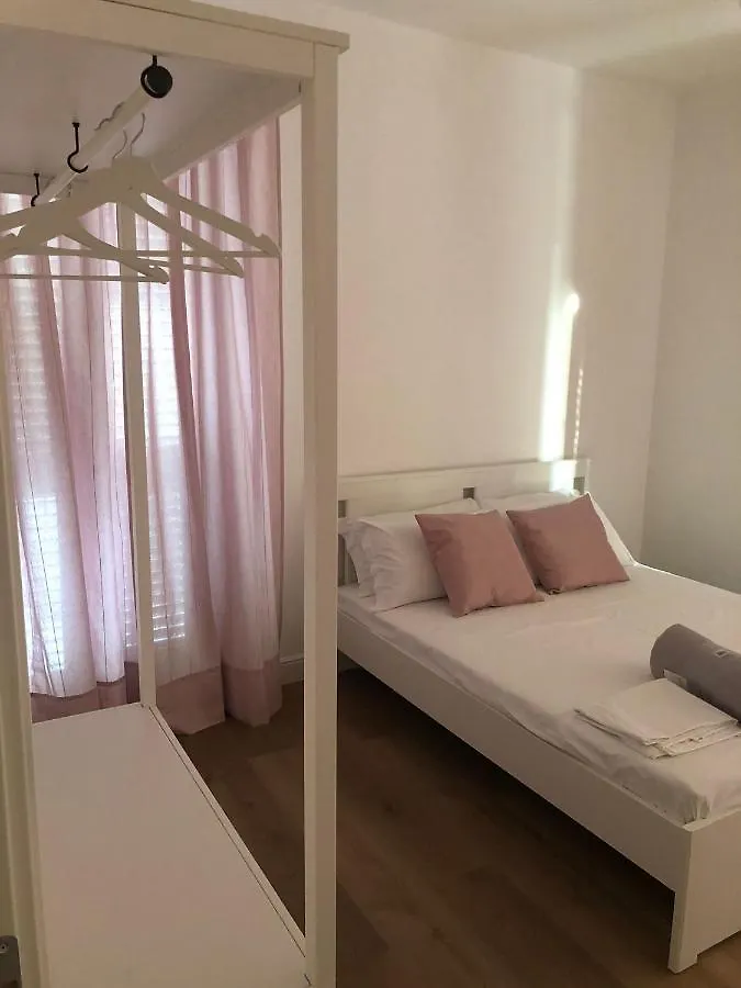La Maison Bed & Breakfast Favara