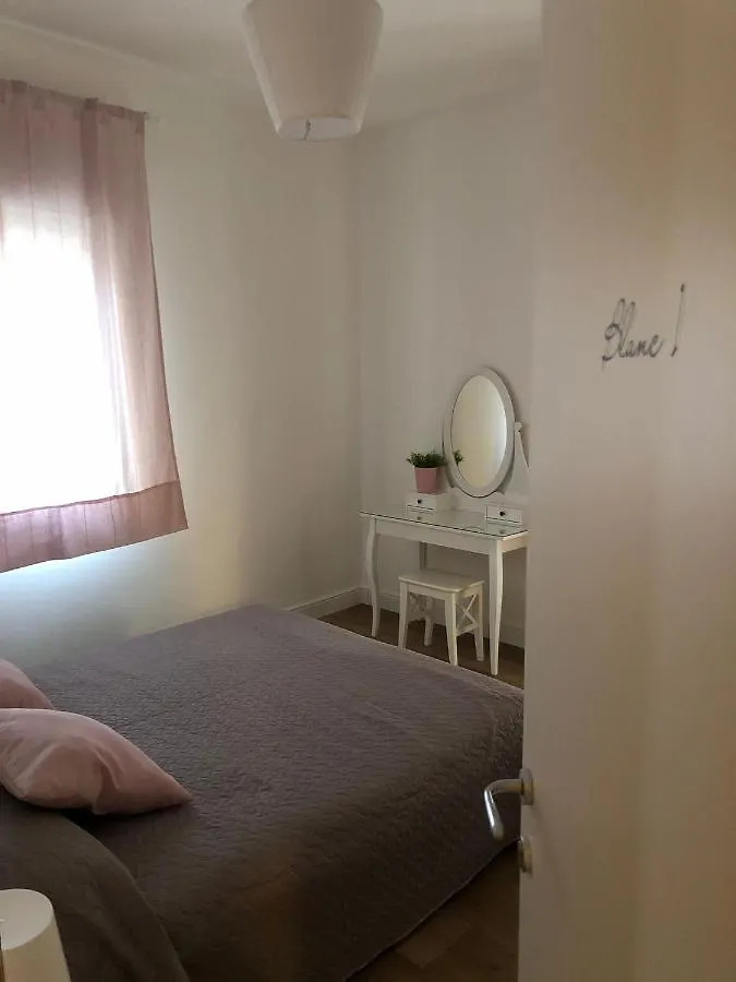 La Maison Bed & Breakfast Favara 0*,  Italy