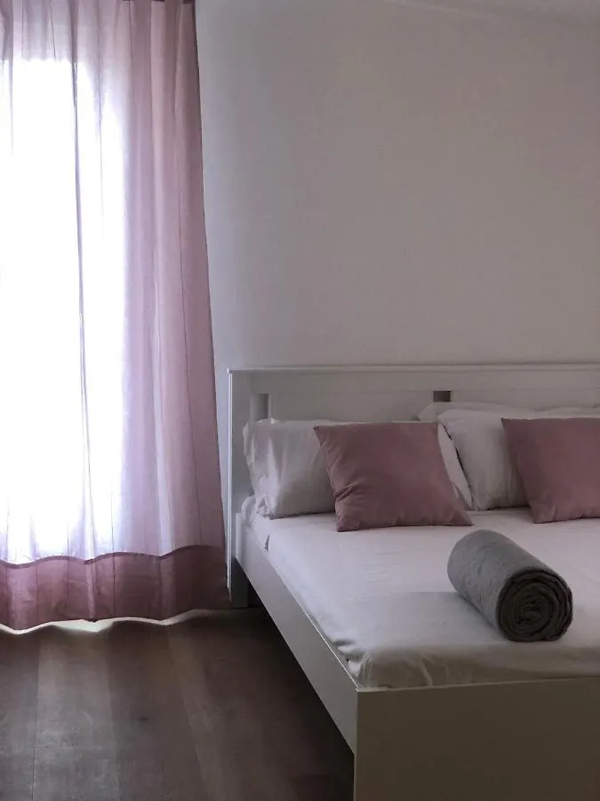 La Maison Bed & Breakfast Favara Italy